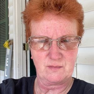 Meet your Posher, Connie